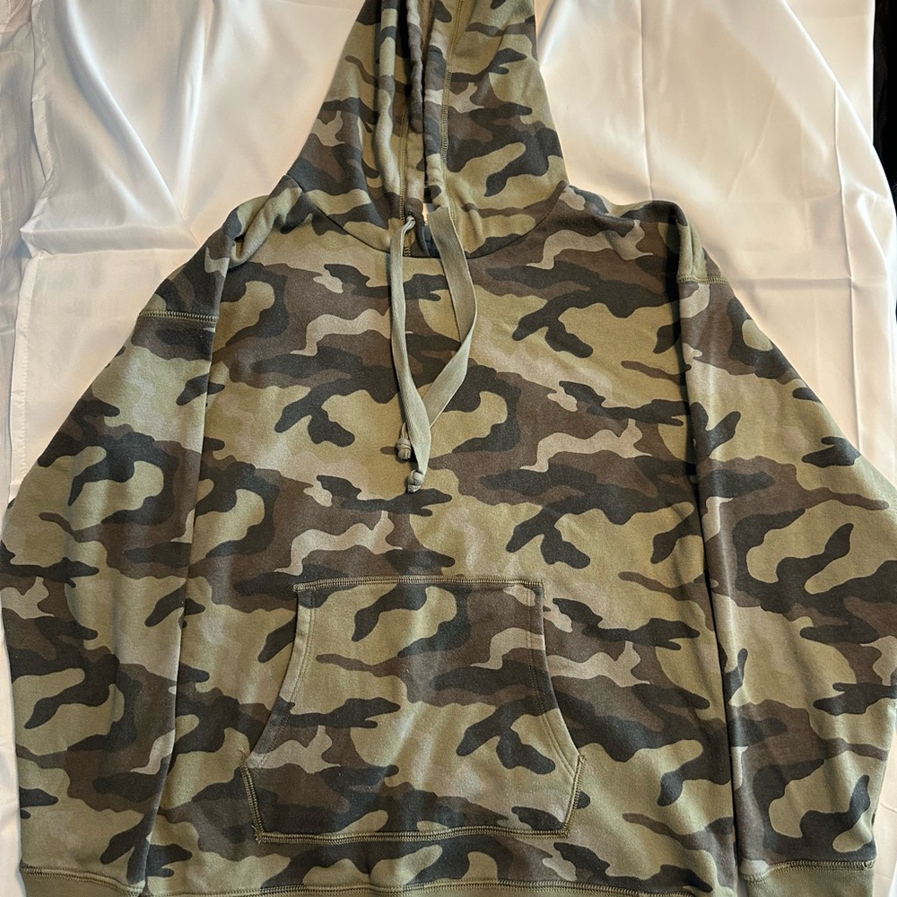 American Eagle Outfitters Camouflage Hoodie